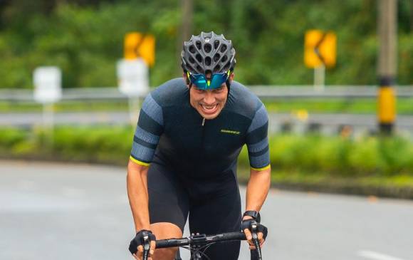 Las rodadas virtuales le sirven a Luis Miguel para tener un mejor rendimiento en el ciclismo en carretera. FOTO: CORTESÍA