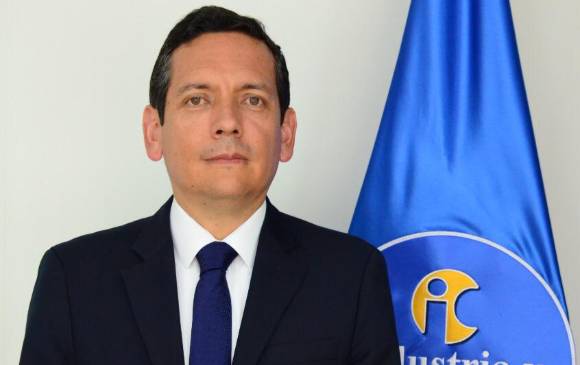 Juan Pablo Herrera, superintendente delegado para la Protección de la Competencia de la SIC, anunció la apertura de pliegos a cuatro empresas del sector químico.
