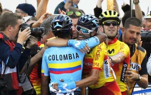 Nairo Quintana, compañero y amigo de Valverde. El colombiano mostró alegría por el sensacional triunfo del español. FOTO EFE
