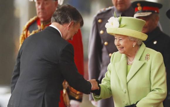 La reina recibió a Santos en el Pabellón Real
