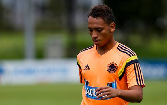 Jarlan Barrera tuvo que ser examinado de urgencia. FOTO Colprensa