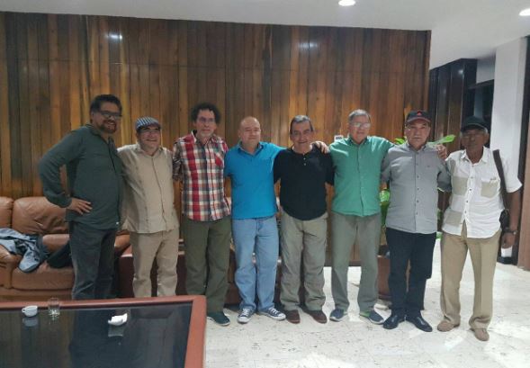 Líderes de las Farc y el Eln reunidos en Cuba. 