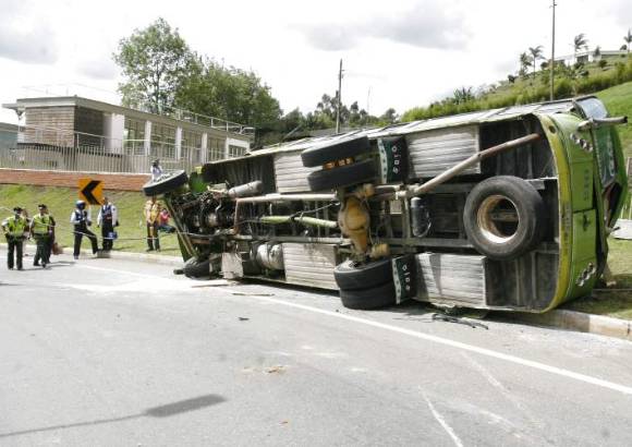 Esteban Vanegas - En los accidentes del fin se semana murieron cinco personas y 126 m&#225;s resultaron heridas.