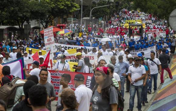 La marcha, que comenzó en el Parque de los Deseos, finalizó en calma en el Parque de las Luces, hacia el mediodía, donde los participantes disfrutaron eventos culturales. FOTO Julio César Herrera