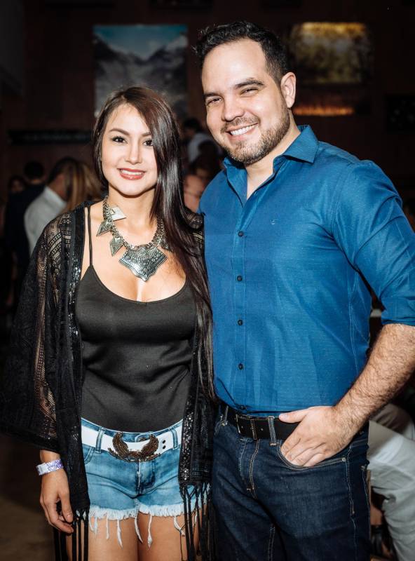 Paola Cárdenas y Hector García. Foto Cámara Lúcida.