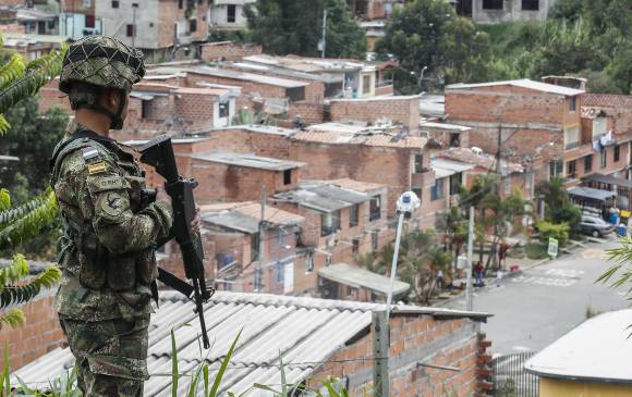 Tras la racha de cuatro homicidios, balacera y una asonada, la Fuerza Pública reforzó vigilancia. FOTO RóBINSON SÁENZ