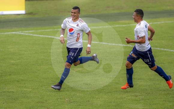 Ambos jugadores anotaron en el duelo ante Cortuluá: Arias marcó dos y Castro uno. FOTO juan antonio sánchez