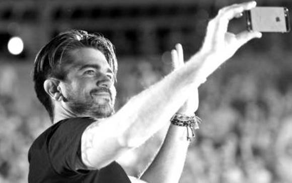 Juanes ya ha ganado dos premios Grammy en la misma categoría en la que está nominado para esta ocasión. FOTO Cortesía Penélope Sierra/Juanes.com