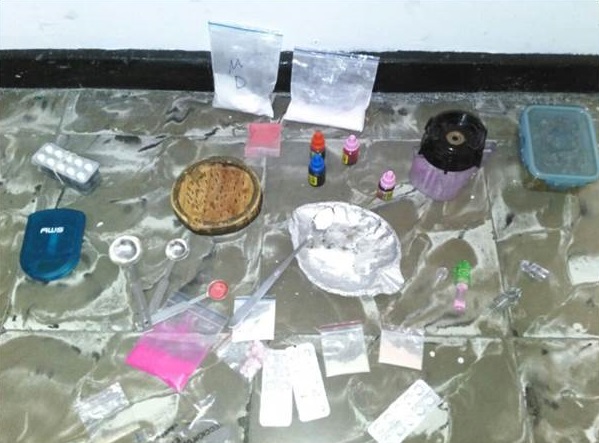 La banda operaba en Medellín en fiestas de música electrónica además utilizaba el aeropuerto de Rionegro para enviar la droga a diferentes países, según la Policía. FOTO CORTESÍA