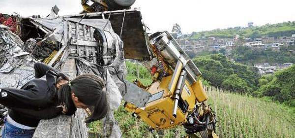 Aparatoso accidente de mula que iba de Medellín a Pereira |