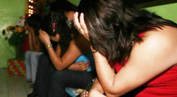 Las mujeres encontradas en club, se encuentran bajo las observaciones y cuidados de la referida Procuraduría Especializada. FOTO pgr.gob.do