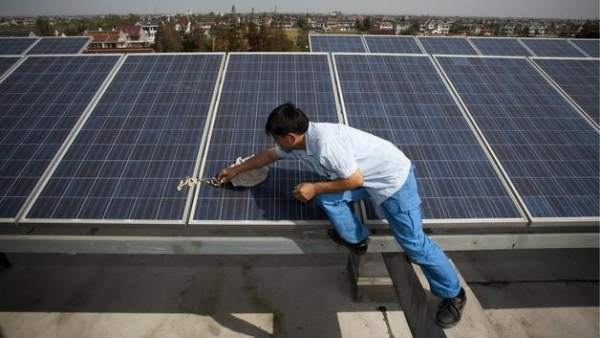 La condición para la conversión hacia economías verdes es que se limite el aumento global de la temperatura al 2 %. FOTO EFE