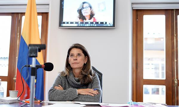 La vicepresidente, Marta Lucía Ramírez y la jefe de gabinete de la OCDE, Gabriela Ramos, explicaron la hoja de ruta posacceso de Colombia a esa organización. Foto cortesía vicepresidencia de Colombia