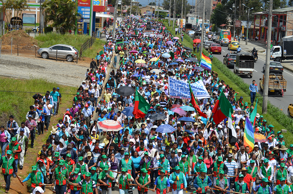 Los indígenas pidieron respeto por la vida y su autonomía como etnias de Colombia. FOTO CORTESÍA CRIC