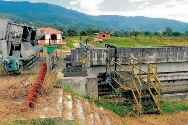 En el país hay una docena de obras que quedan como elefantes blancos. Foto: Colprensa