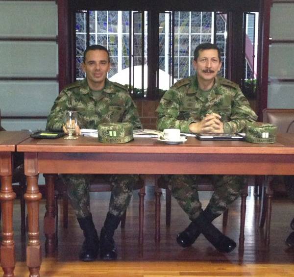 Generales Néstor Robinson y Nicasio Martínez. FOTO CORTESÍA
