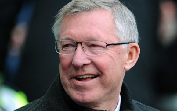 Sir Alex Ferguson, mítico entrenador del Manchester United, sería operado de urgencia en las próximas horas. FOTO: AFP.