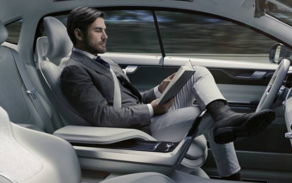 El desarrollo de carros autónomos implica una infraestructura de vías y servicios conectada en red. FOTO cortesía volvo