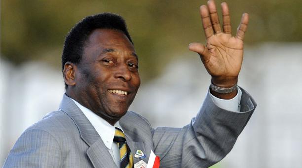 Pelé pasó 13 días internado, seis en París y otros siete en Sao Paulo. FOTO AFP