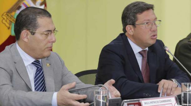 Zambrano (izq.) y Navas fueron relevados de sus cargos. FOTO: El Comercio