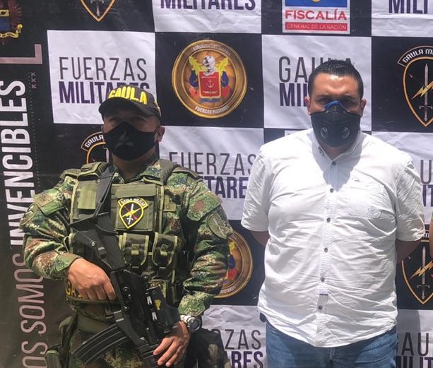 El patrullero Édison Rivera, capturado por el Gaula Militar Antioquia, se declaró inocente en el juzgado. FOTO: CORTESÍA.