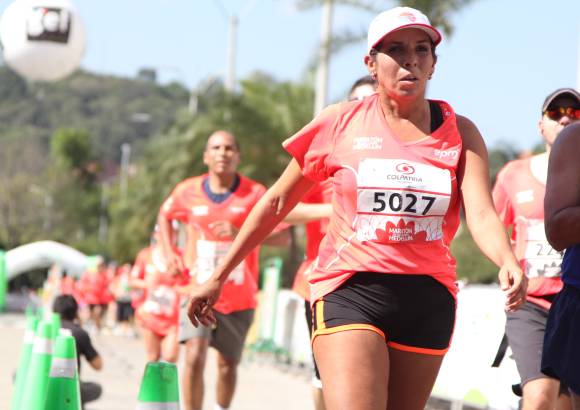 Esteban Jaramillo y Sebastián Salazar - Más de 10 mil competidores se dieron cita en esta histórica cita deportiva que se corría en las modalidades de 5, 10, 21 y 42 kilómetros.