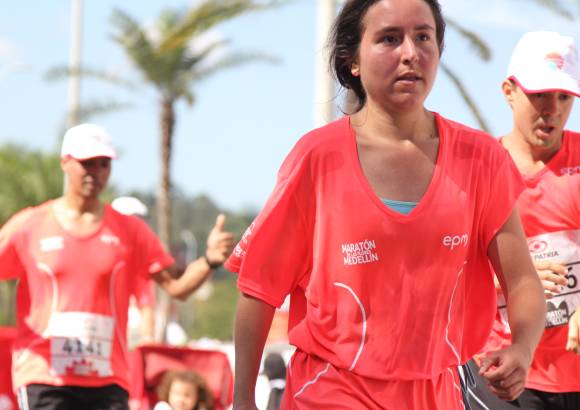 Esteban Jaramillo y Sebastián Salazar - Más de 10 mil competidores se dieron cita en esta histórica cita deportiva que se corría en las modalidades de 5, 10, 21 y 42 kilómetros.