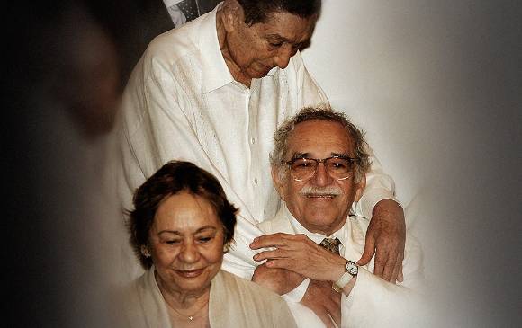 Escalona, Gabo y Mercedes se encontraron en Cartagena en 2007. FOTO AP