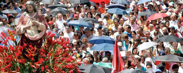 Hoy, marcha del Sagrado Corazón |