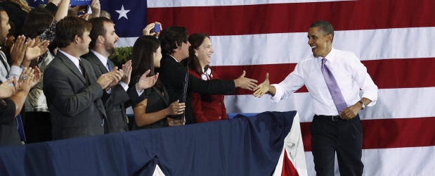Estados Unidos vota y podría castigar a Obama | Kevin Lamarque, Reuters - Charlottesville, Estados Unidos | El presidente de Estados Unidos, Barack Obama, le ha apostado fuerte a la recuperación de la economía. Sin embargo, la cifra del desempleo no mejora y ronda el 10 por ciento. Los ciudadanos se sienten inconformes con la manera en la que marcha el país y es ahí donde los republicanos podrían sacar réditos electorales.