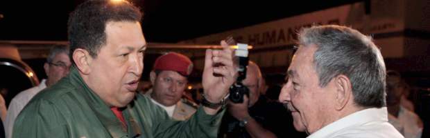 Chávez se recupera "satisfactoriamente", tras ser operado de urgencia | AP | El presidente de Venezuela se sometió en Cuba a un intervención quirúrgica debido a un absceso pélvico.