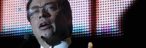 Petro sí incidió en acción de la EEB | Archivo | Gustavo Petro, alcalde electo de Bogotá, hizo anuncios sobre la EEB.