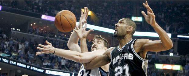 Los Spurs perdieron por tercera vez en la eliminatoria de los cuartos de final de la Conferencia Oeste ante los Grizzlies de Memphis | Reuters | Los Spurs perdieron por tercera vez en la eliminatoria de los cuartos de final de la Conferencia Oeste ante los Grizzlies de Memphis.