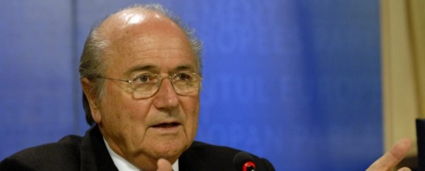 Blatter anunció cambio arbitral en el fútbol | Archivo