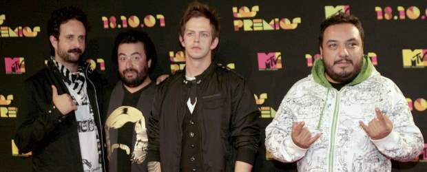 Molotov regresa con nuevo disco, Agua maldita