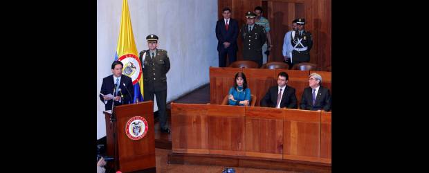 Debate reforzó la ponencia de Sierra Porto | Raúl Palacios, Coprensa-Bogotá | La lectura de la sentencia. Para el ex presidente de la Corte, Manuel José Cepeda, la sentencia del magistrado Humberto Sierra Porto, sobre el trámite legislativo que siguió la Ley 1354 de 2009.
