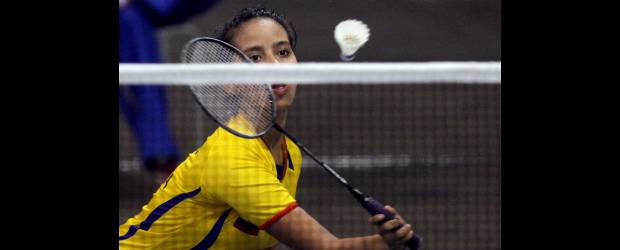 Bádminton reúne a expertos y novatos | Hernán Vanegas | Colombia solo pudo ganar un partido en el enfrentamienmto ante Argentina, aunque los resultados fueron apretados. Ante Perú si hubo superioridad inca.