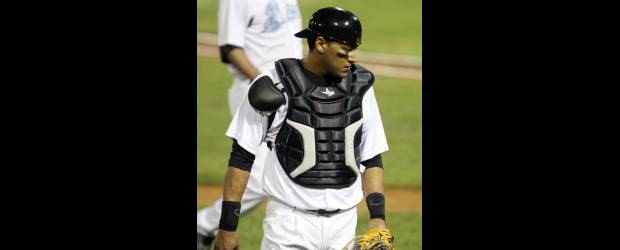 Por invierno cancelaron el béisbol | Archivo | Yamid Haad era una de las figuras de los Potros de Medellín en la Liga.