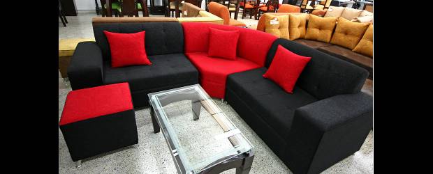 Sofás para todos los descansos | | Tres muebles juntos en L. Se pueden dividir y utilizar de manera individual, lo que permite aprovechar el espacio del hogar.