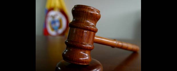 La Fiscalía y la presunción de inocencia | Archivo | Según Jaime Enrique Granados Peña, en Colombia los jueces y fiscales "han desechado la aplicación del principio de la presunción de inocencia". Asegura que los colombianos pagaremos las infundadas medidas de aseguramiento cuando las víctimas reclamen justicia por las privaciones injustas de libertad.