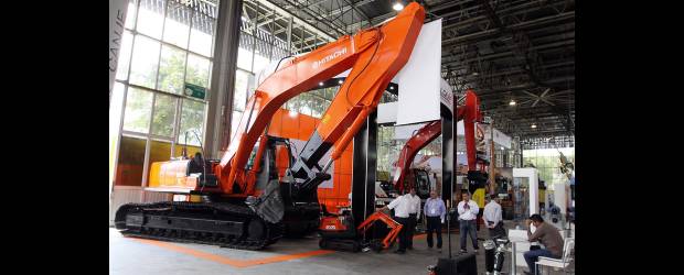 Nuevo Código Minero, a fin de año | Julio César Herrera | Con cerca de 18.000 visitantes y negocios por 210 millones de dólares, ayer concluyó la séptima feria Colombia Minera en el Palacio de Exposiciones. Durante tres días, expositores de 293 empresas de la industria minera se reunieron para intercambiar información, evaluar nuevos proyectos y seducir a inversionistas.