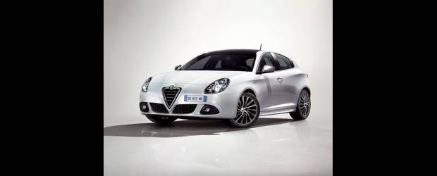 Ya está aquí el Alfa Giulietta | El conductor puede gestionar su manejo en tres modos. El estándar, para la conducción normal; el deportivo, que permite una conducción más dinámica; y el All Weather, de mayor seguridad y en terreno de baja adherencia.