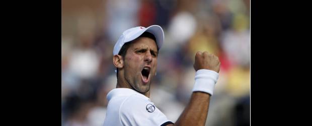 Novak remontó y jugará la final | Jessica Rinaldi, Reuters, Nueva York, Estados Unidos | El número uno mundial Novak Djokovic sacó adelante un partido imposible ante Roger Federer después de salvar dos bolas de partido en contra.