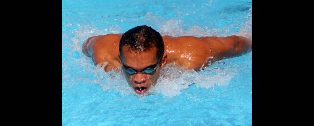 Huracanes muestra toda su fuerza en Medellín | Archivo | El atlanticense Julio César Galofre será una de las figuras que tomará parte en el Internacional de natación carreras del club Huracanes.