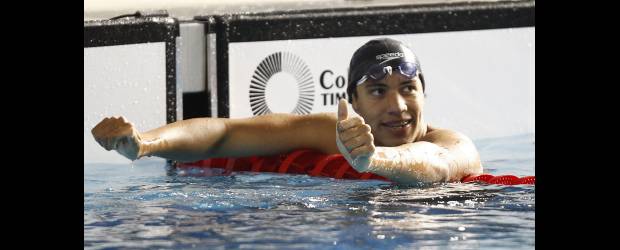 Pinzón acabó 28 años de sequía | Jorge Silva, Reuters, Guadalaja-México | Omar Pinzón celebró la consecución de la medalla de plata en los 200 metros espalda. Acabaron 28 años de sequía para la natación colombiana.