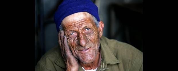 ¡No les demos la espalda a nuestros ancianos! |