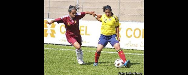 Colombia perdió y debutará con Brasil | Cortesía | Lisseth Moreno de Bogotá, una de las titulares en el duelo de ayer.