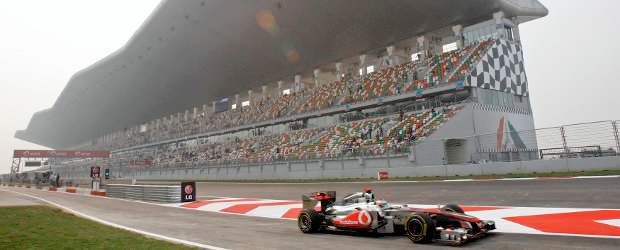Hamilton y Massa dominaron la primera jornada de entrenamientos libres en India | Reuters | Hamilton, con un tiempo de 1:26.836, fue el más rápido en la mañana.