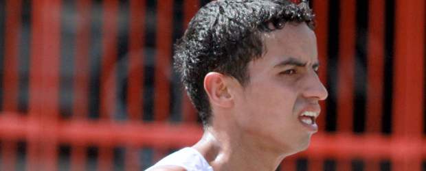 Jason cambió el balón por la calle | Manuel Saldarriaga | Jason Gutiérrez ganó dos grandes competencias en el año, la maratón de Long Beach y los 10K de Ciudad de Panamá. En Estados Unidos paró los cronómetros en 2:19.21, su mejor marca para la competencia de los 42 kilómetros.