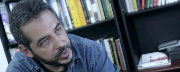 Mario Mendoza ganó el Premio Nacional de Literatura Libros y Letras | Colprensa | El escritor bogotano se impuso sobre escritores de la talla de Jorge Franco, Juan Gabriel Vásquez, Evelio Rosero, Tomás González y Antonio García.